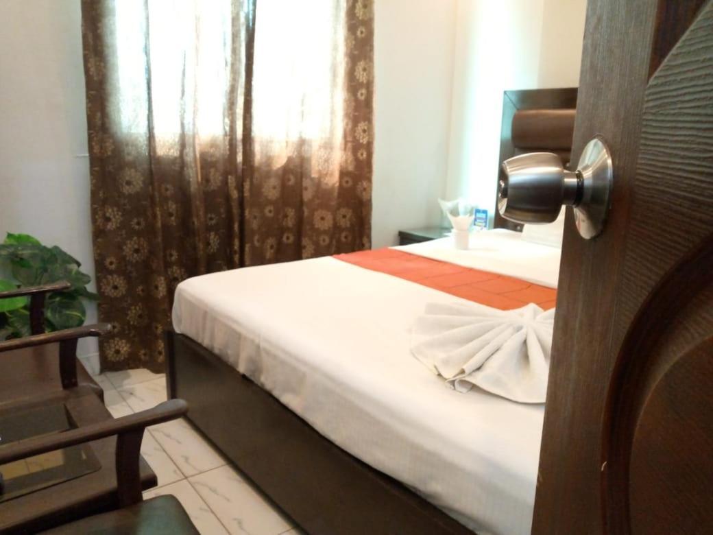 Goho Rooms Badar カラチ エクステリア 写真
